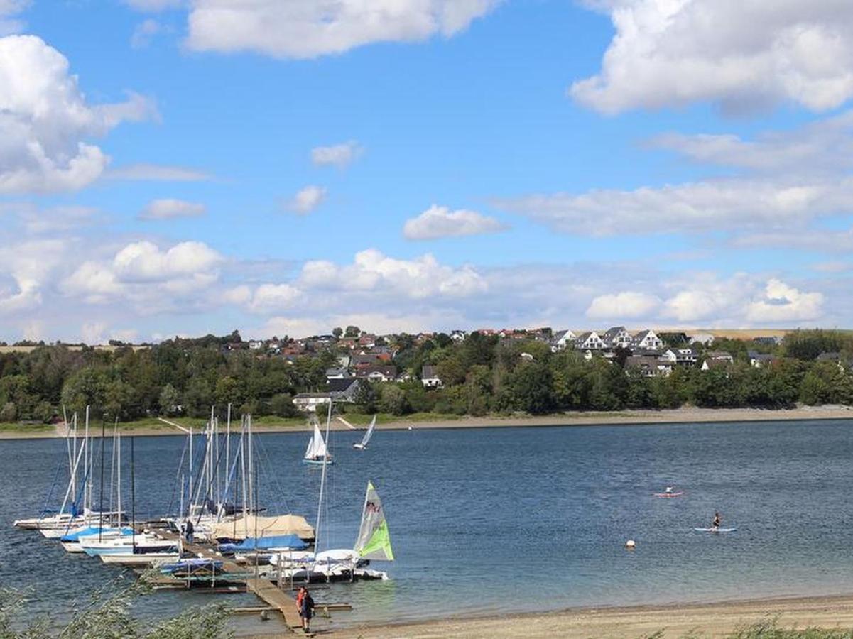 Ferienwohnungen Am Seeufer Moehnesee Exterior photo